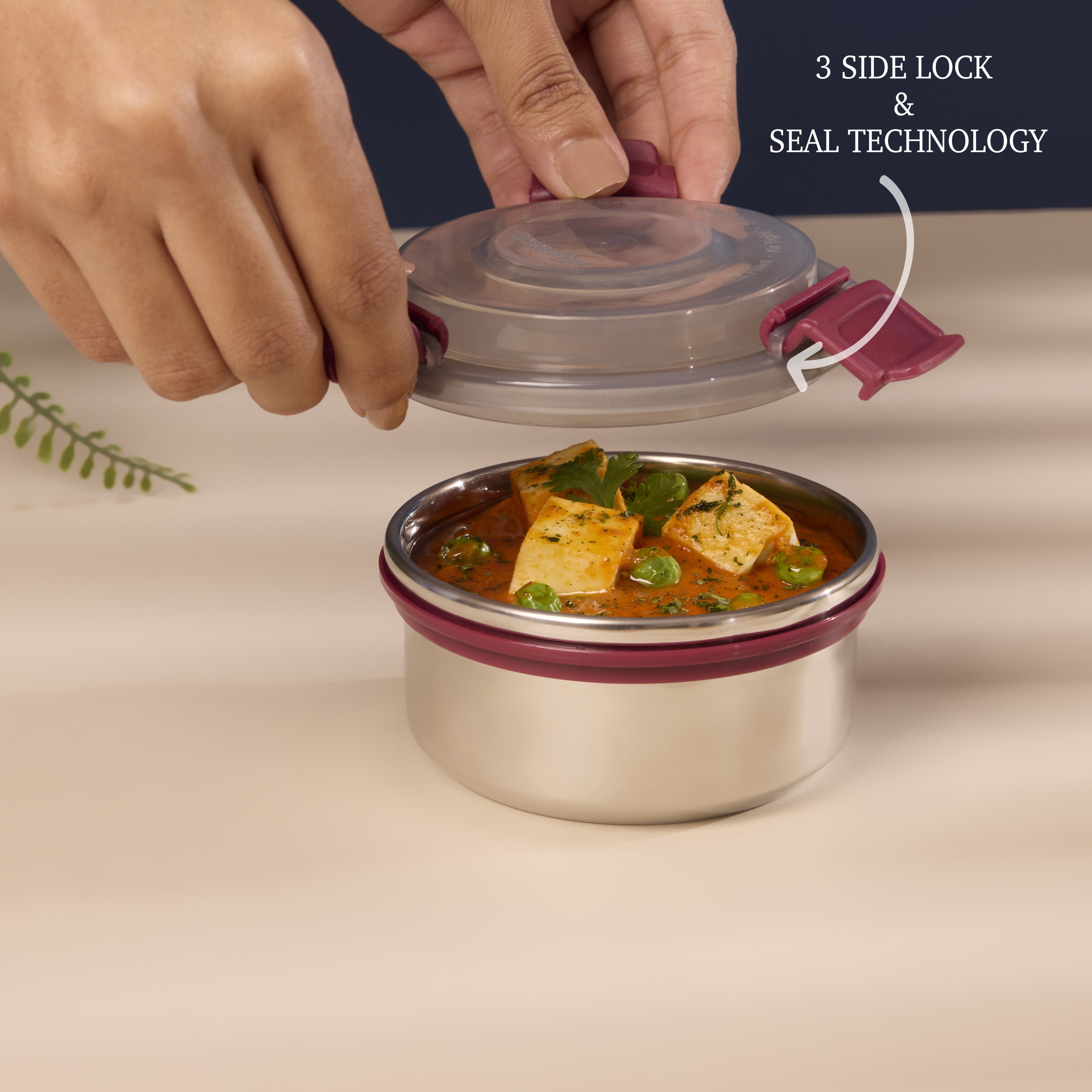 Aqua Duplex Lunch Box Red