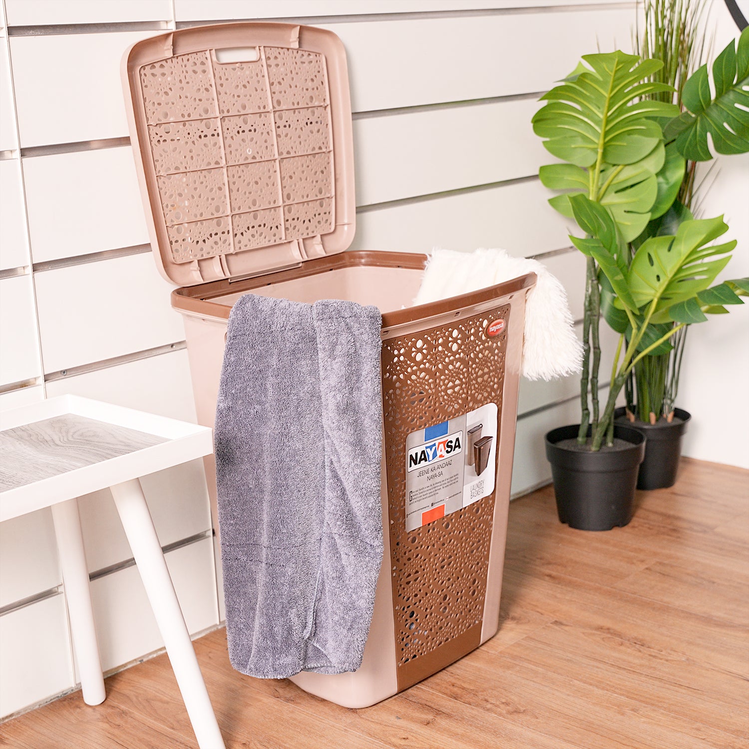 Flora Grande Laundry Basket Brown