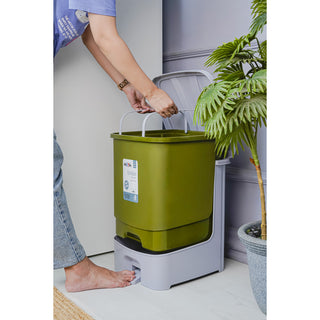 Unibin Square Dustbin Green / 33 Ltrs