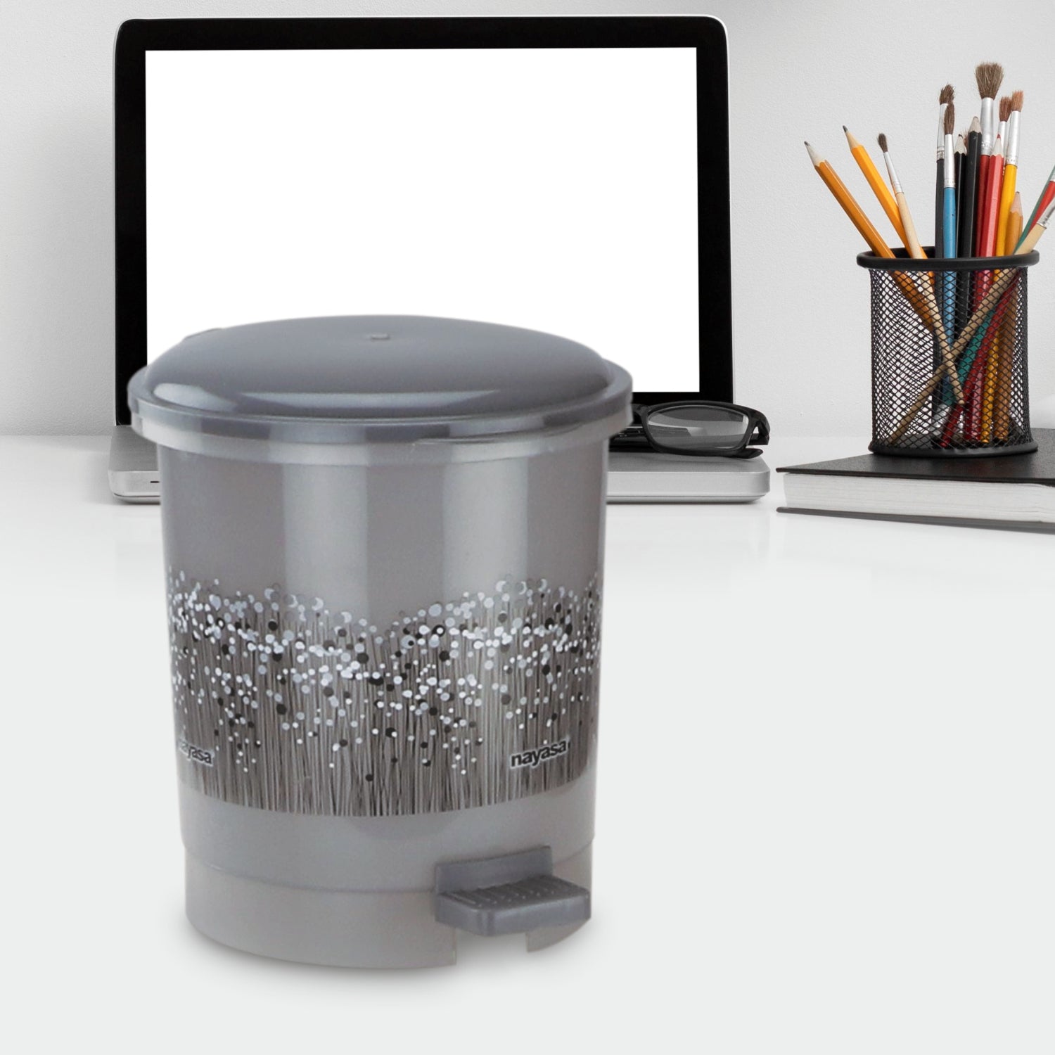 Cute Clean Dlx Table Top Dustbin, 2 Ltr Grey