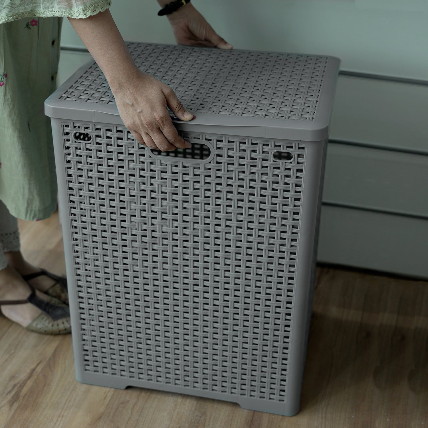 Sweety Laundry Basket