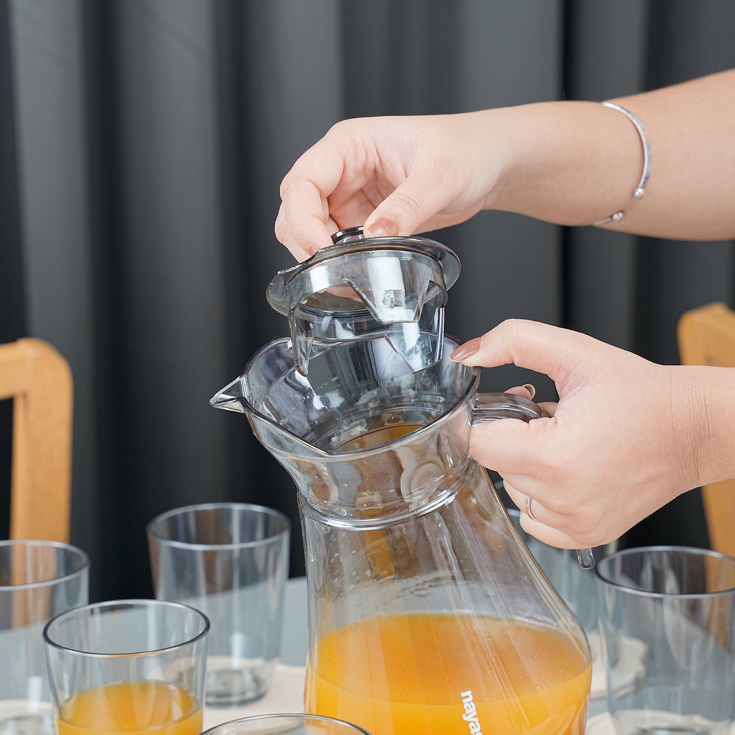 Cosmos Jug And 6 Glass Set