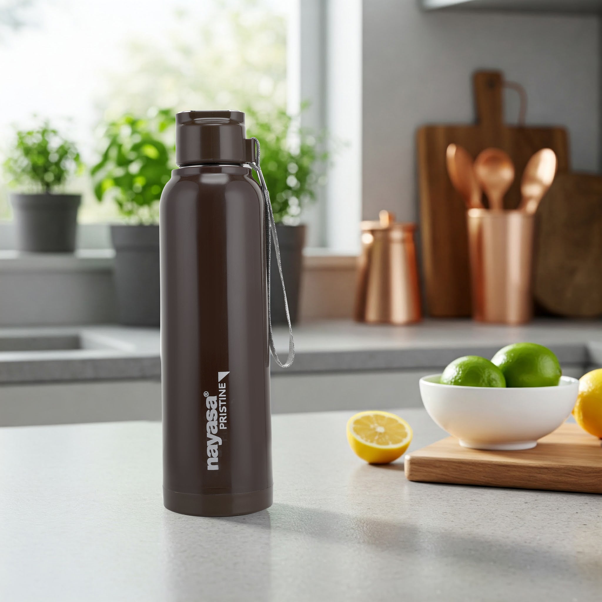 Pristine Water Bottle Brown / 700 ml